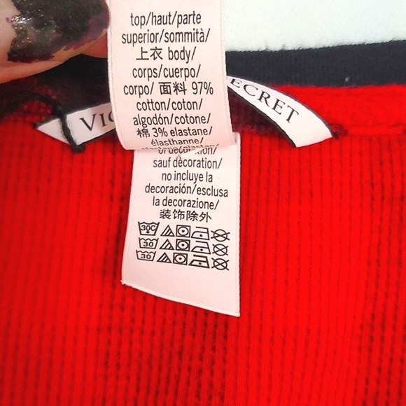 2021 NWOT Victoria's Secret Red Buffalo Plaid Thermal Button Front Size Large - Picture 4 of 9